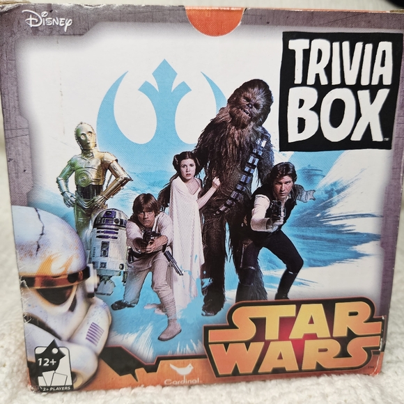 Disney Star Wars Trivia Box Card Game - Picture 5 of 12